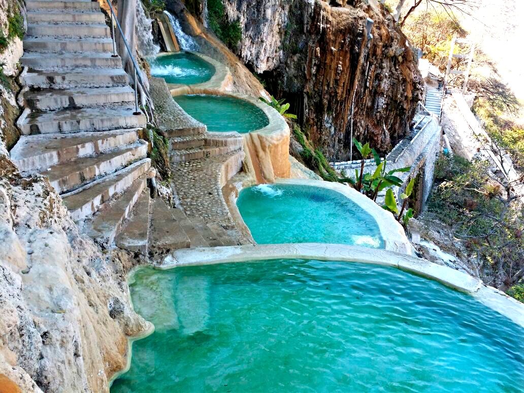 Excursión a las Grutas de Tolantongo desde Ciudad de México