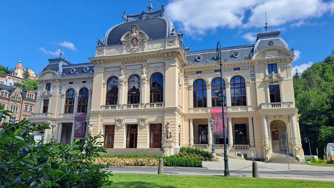 Dagtocht met gids naar Karlovy Vary vanuit Praag